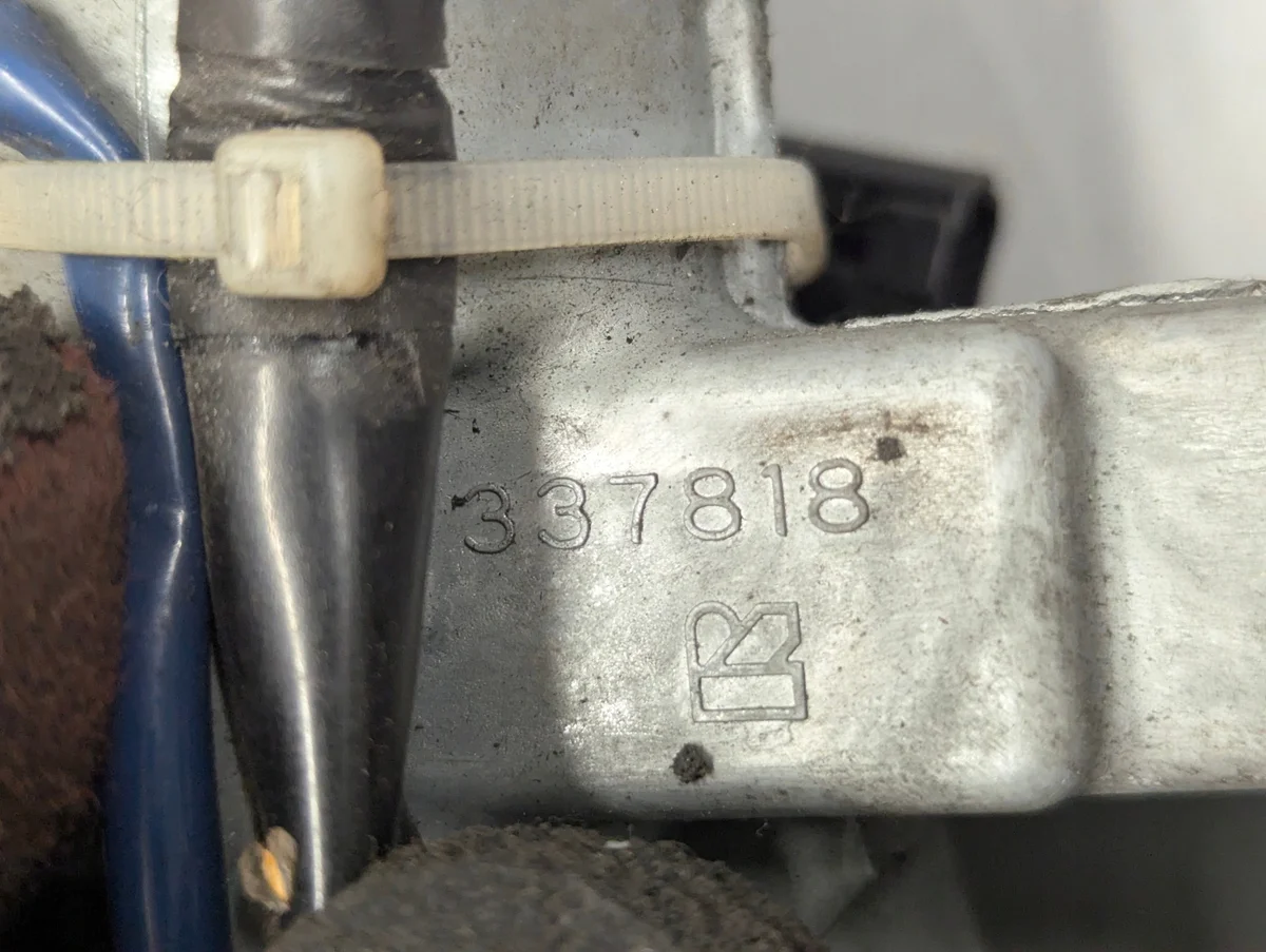 Daihatsu Cuore Ignition Switch 337818 image 7