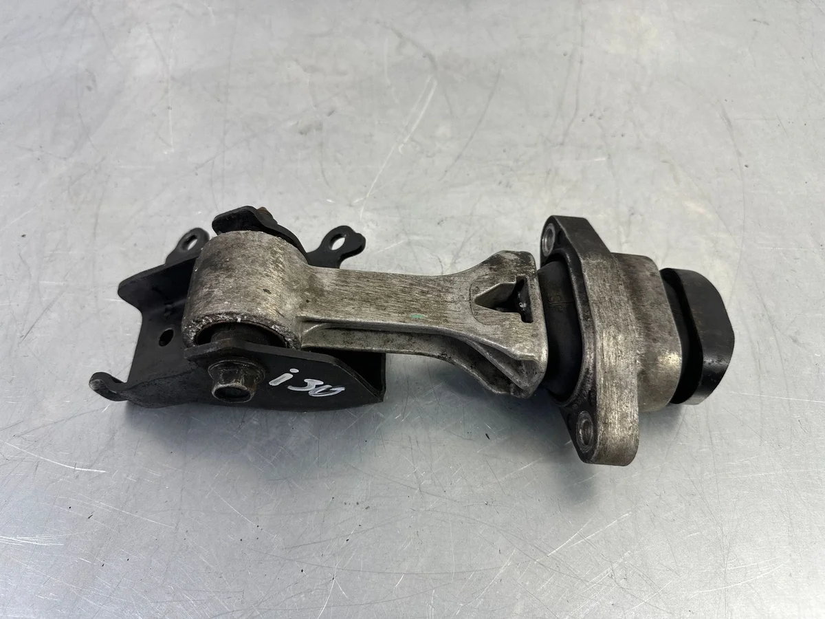 Moottorintuki Hyundai I30 20178120 image 3