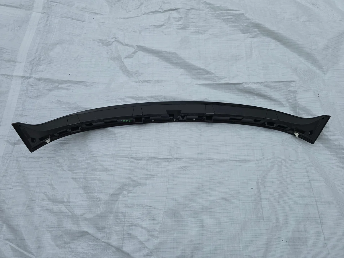 Toyota Yaris 76085K0010 Heckspoiler image 3