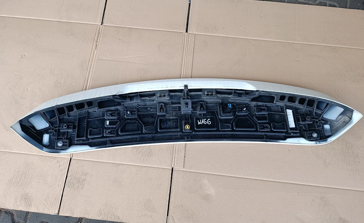 Spoiler de hayon Mercedes GLS X166 A1667930288 image 4