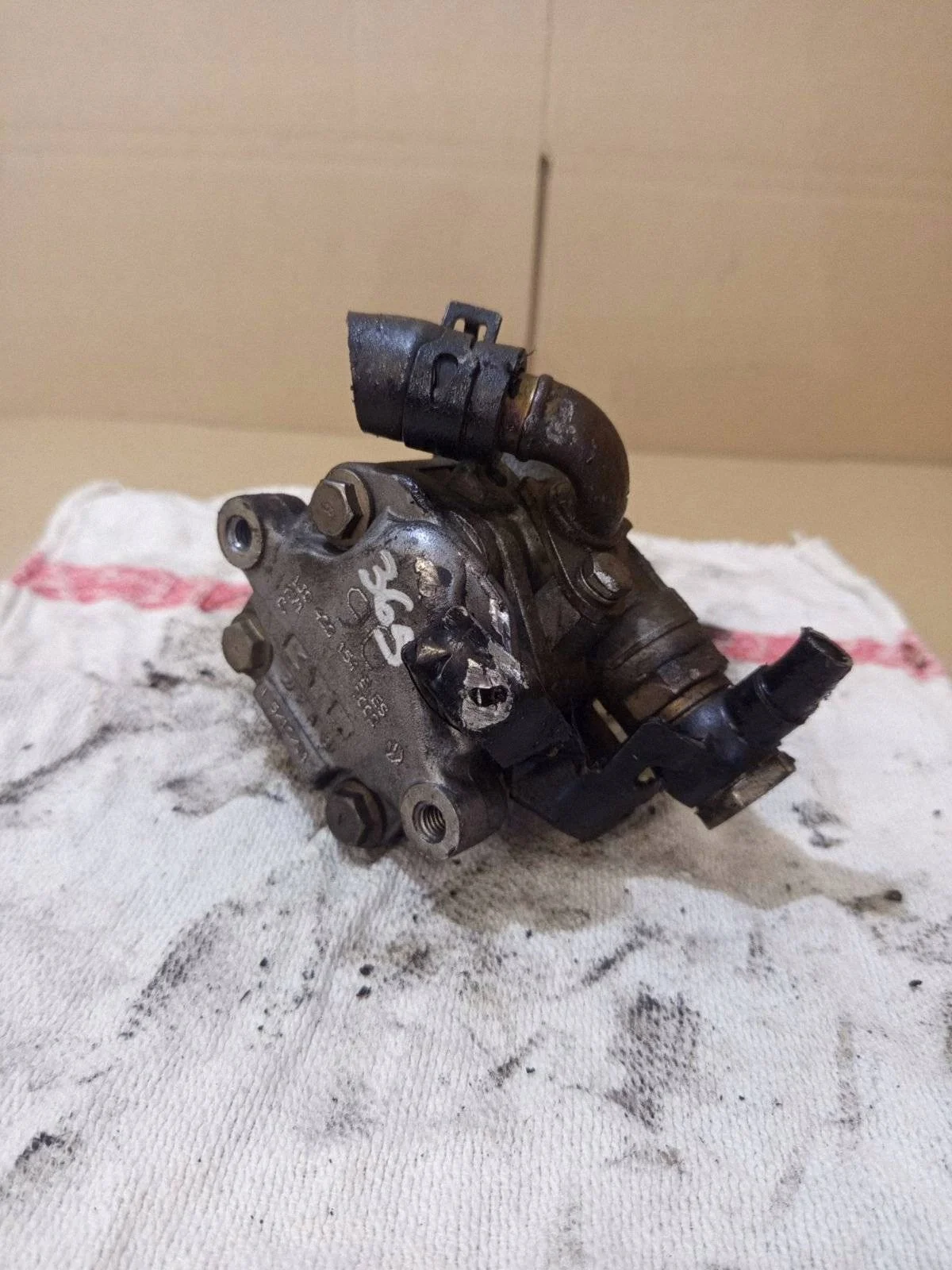 Volkswagen Pompa Idraulica 1J0422154B
