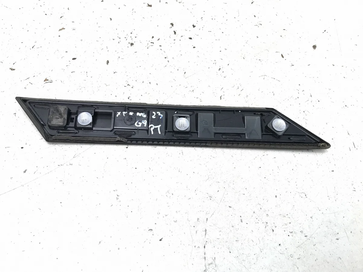 Fender Trim Strip XPENG G9 7180400EA1