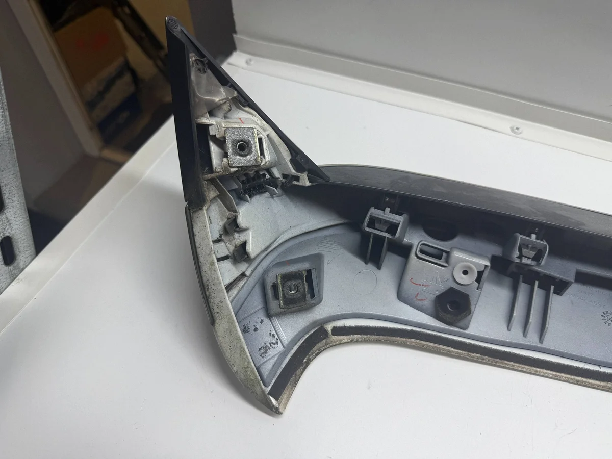 Peugeot 2008 I Spoiler 9678324280 2015 image 5