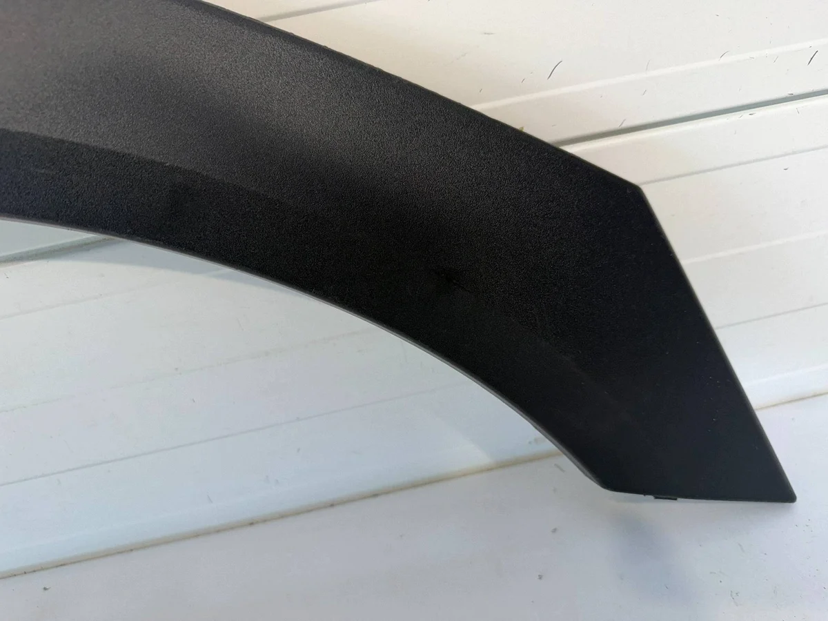 Rear Fender Trim Strip Toyota Aygo 756010H010
