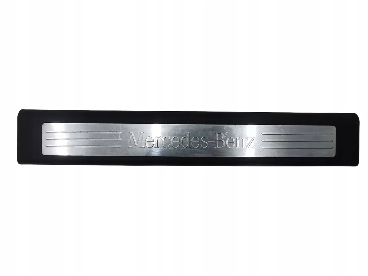 Friso de Porta Mercedes ML W164 A1646803435
