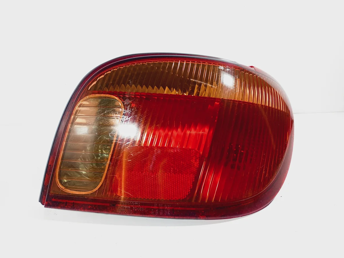 Rear Right Lamp Toyota Yaris I 62053