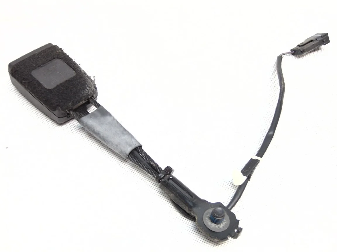 Zapinka pasa Ford Mondeo DS73F61209
