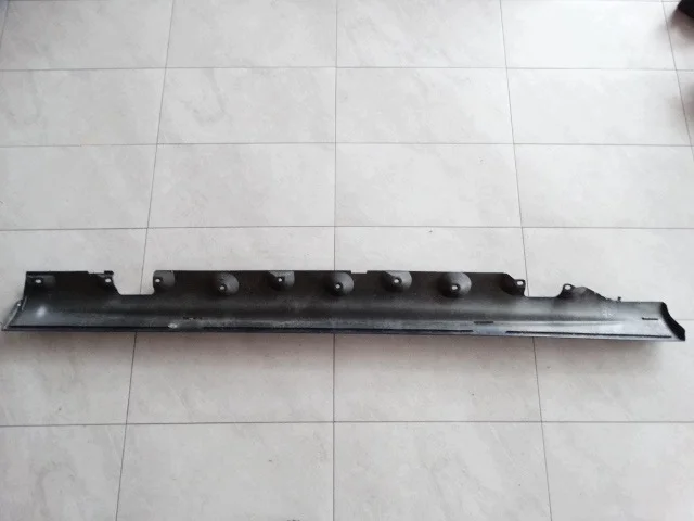 BMW E46 Coupe Cabrio Schwellerleiste Links 8226117 image 6