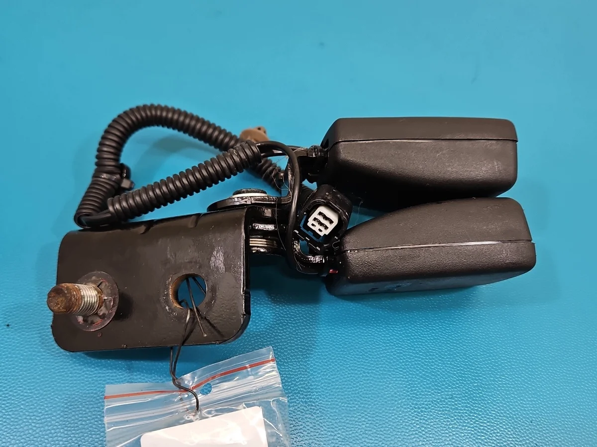 Sicherheitsgurt Mitte Hinten Honda Civic IX image 6
