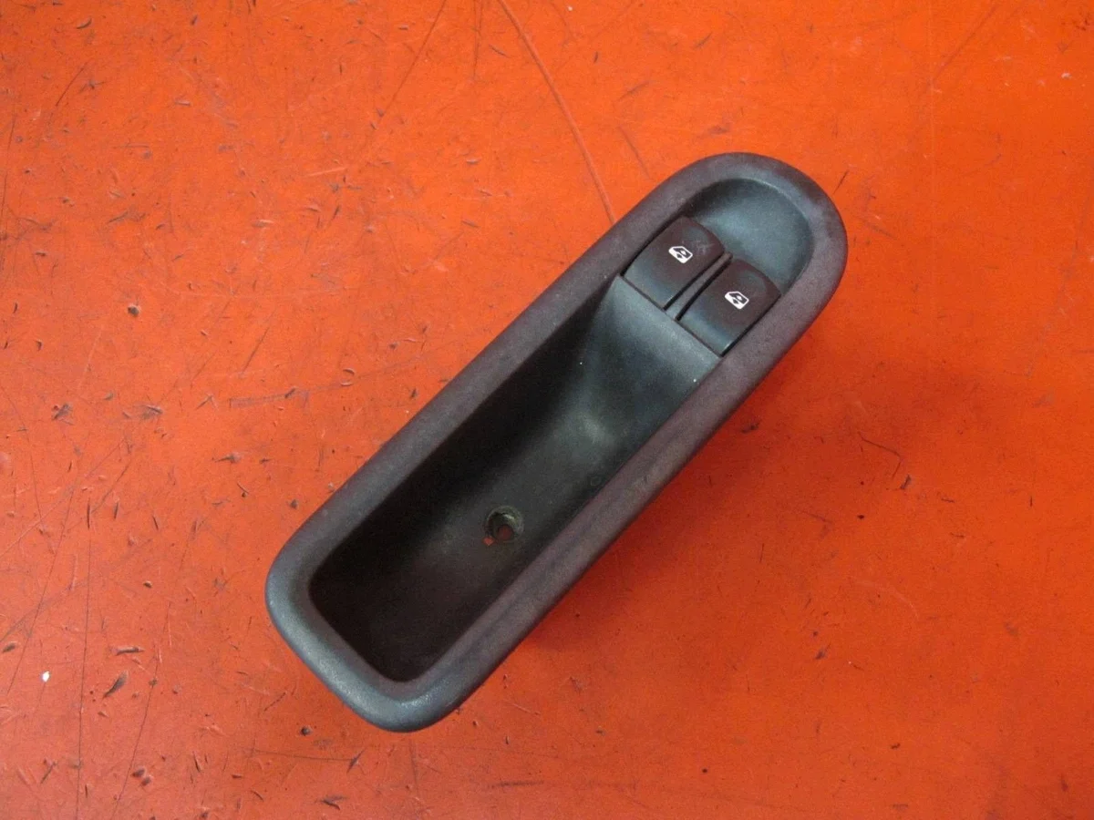 Lasi-ikkunakytkin Renault Clio III Twingo II 8200356513