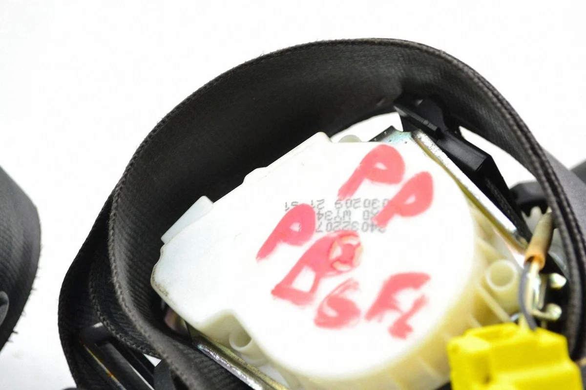 Ceinture de sécurité droite Volkswagen Passat B6 3C1857705P