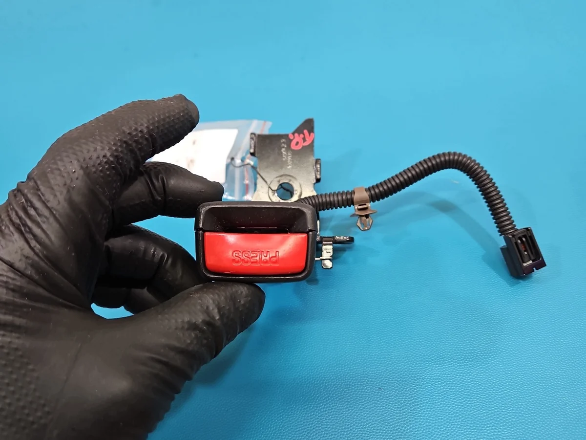 Agrafe de ceinture Honda Civic IX