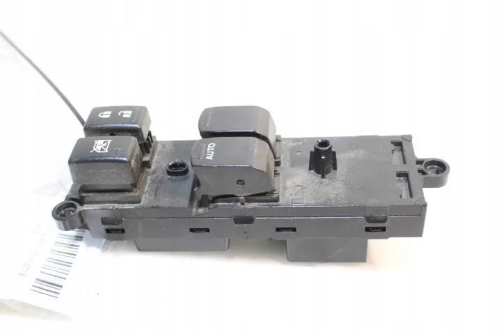 Window Switch Panel Suzuki Swift V LH68L0