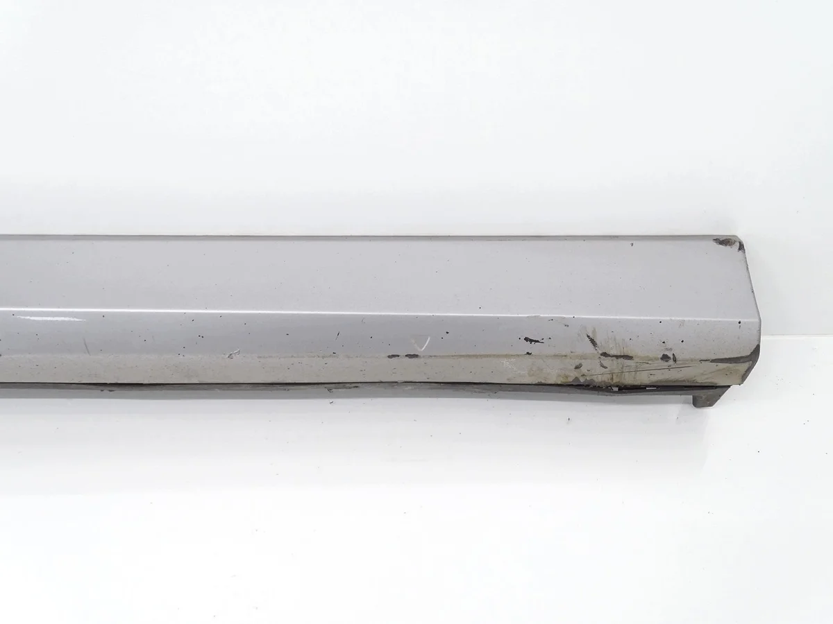 Sill Trim Strip Right Audi A3 8V 8V5853860