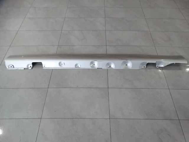 BMW E46 Compact Helmalista Vasen 8253591 image 3