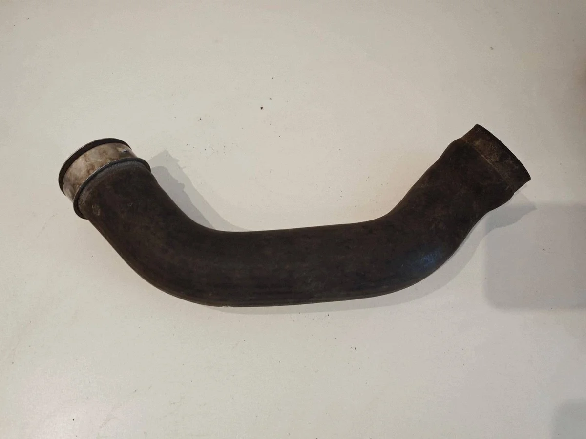 Intercooler-letku Volkswagen Passat B5.5 4B0145745F image 3