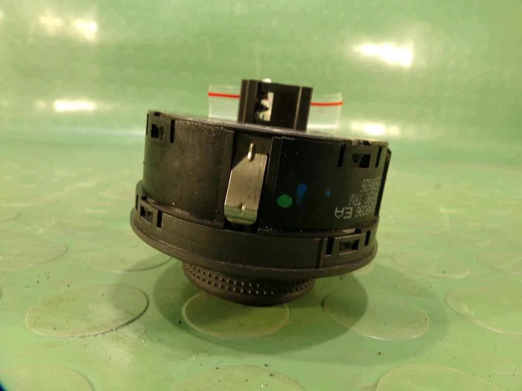 Opel Corsa D valokatkaisin 13249396 image 3