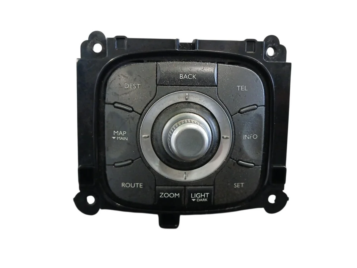Panneau de commande radio navigation Renault Laguna III 8200326970