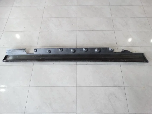 Zierleiste Schweller Links BMW E46 8209755 image 6