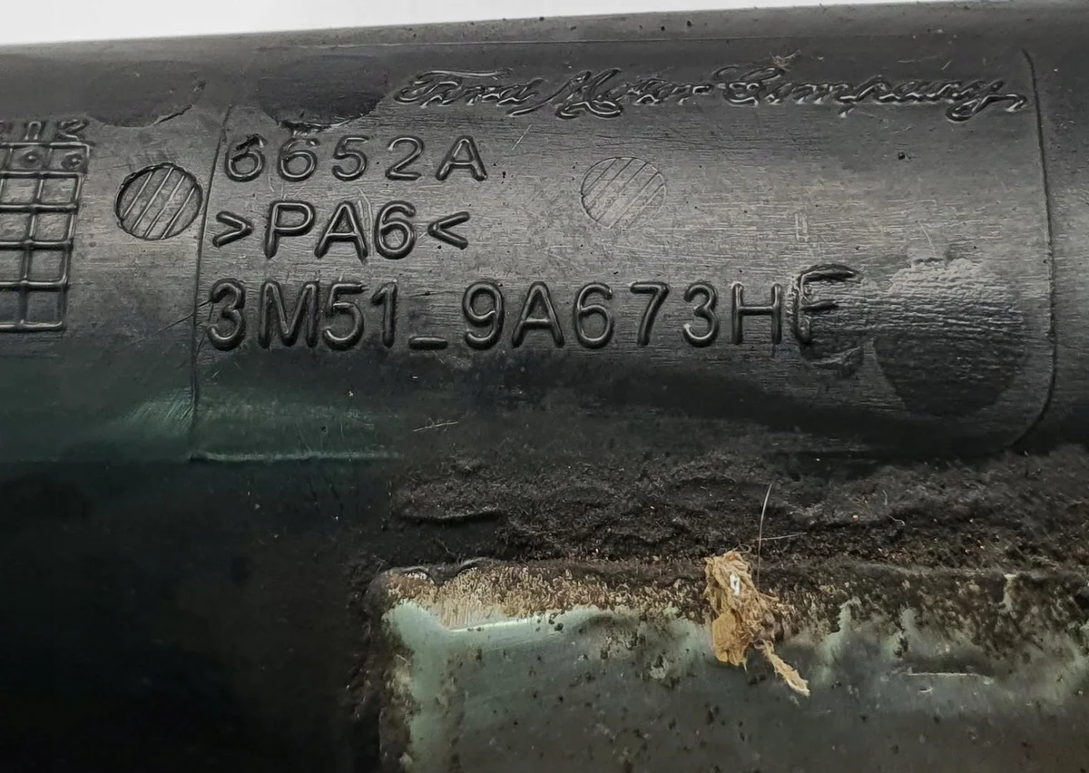 Volvo Luftintagsrör 3M51-9A673HF thumbnail 5
