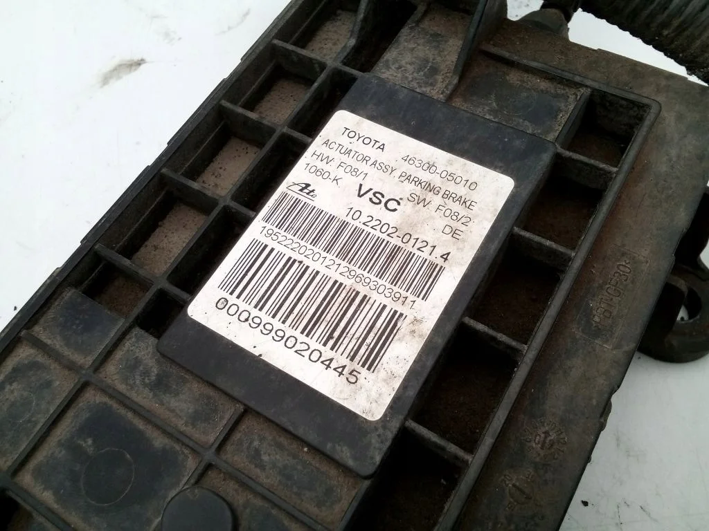 Elektrische Parkbremse Toyota Avensis T27 46300-05010 image 3