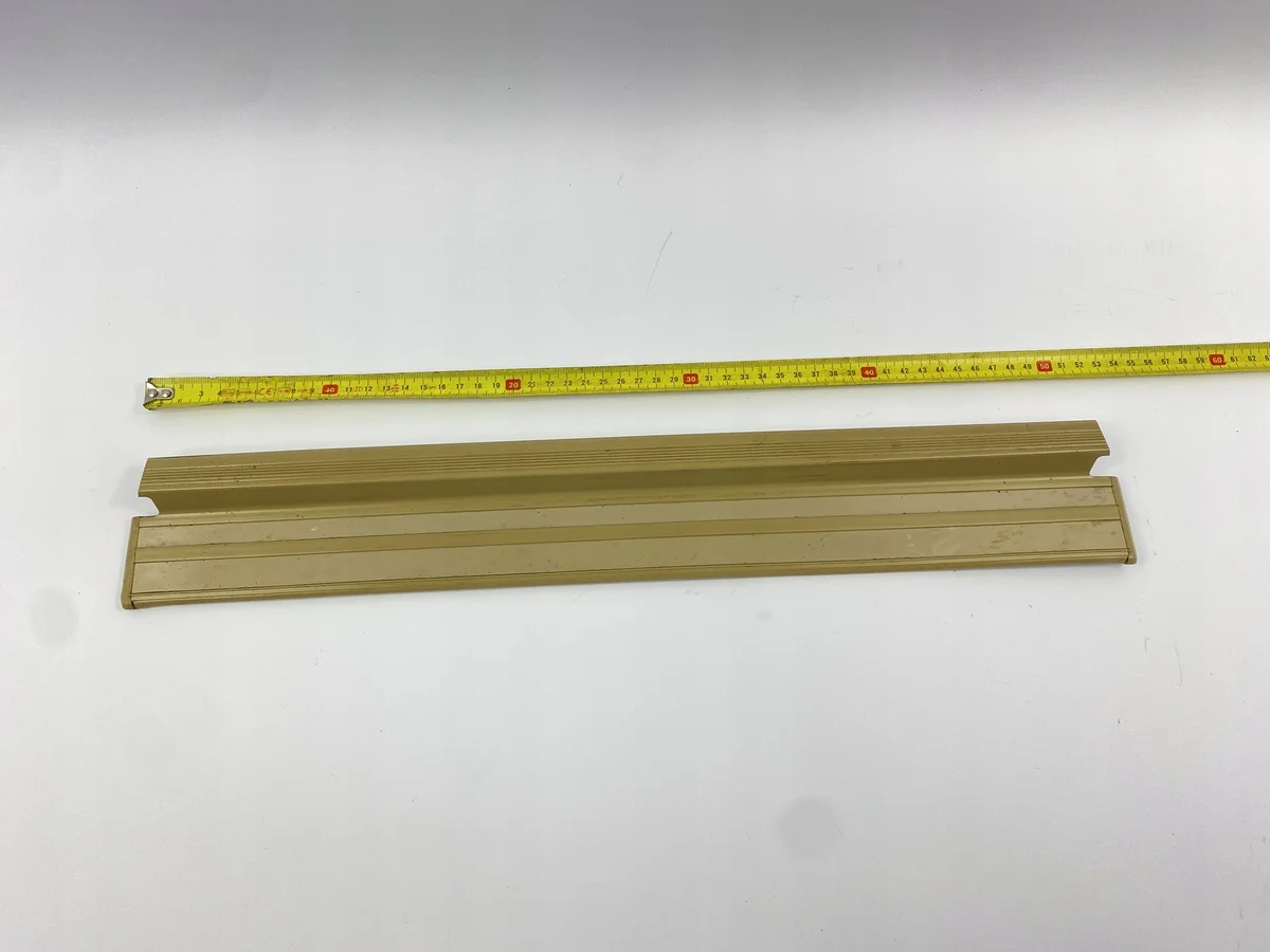 Mercedes W124 Schwellerleiste hinten rechts/links beige SDV15096