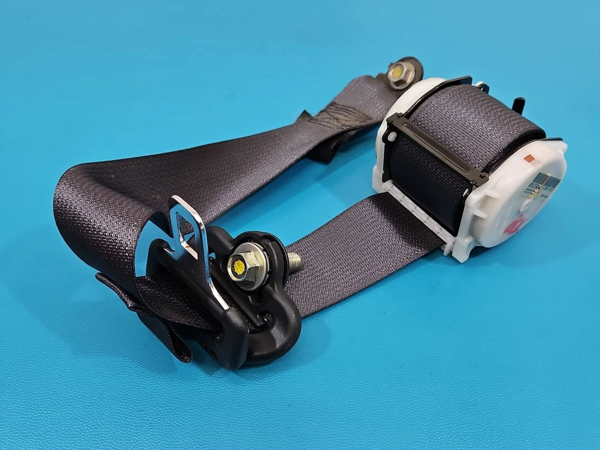 Cinturón Seguridad Trasero Derecho Honda Civic IX 82450-TV1-E410-M4