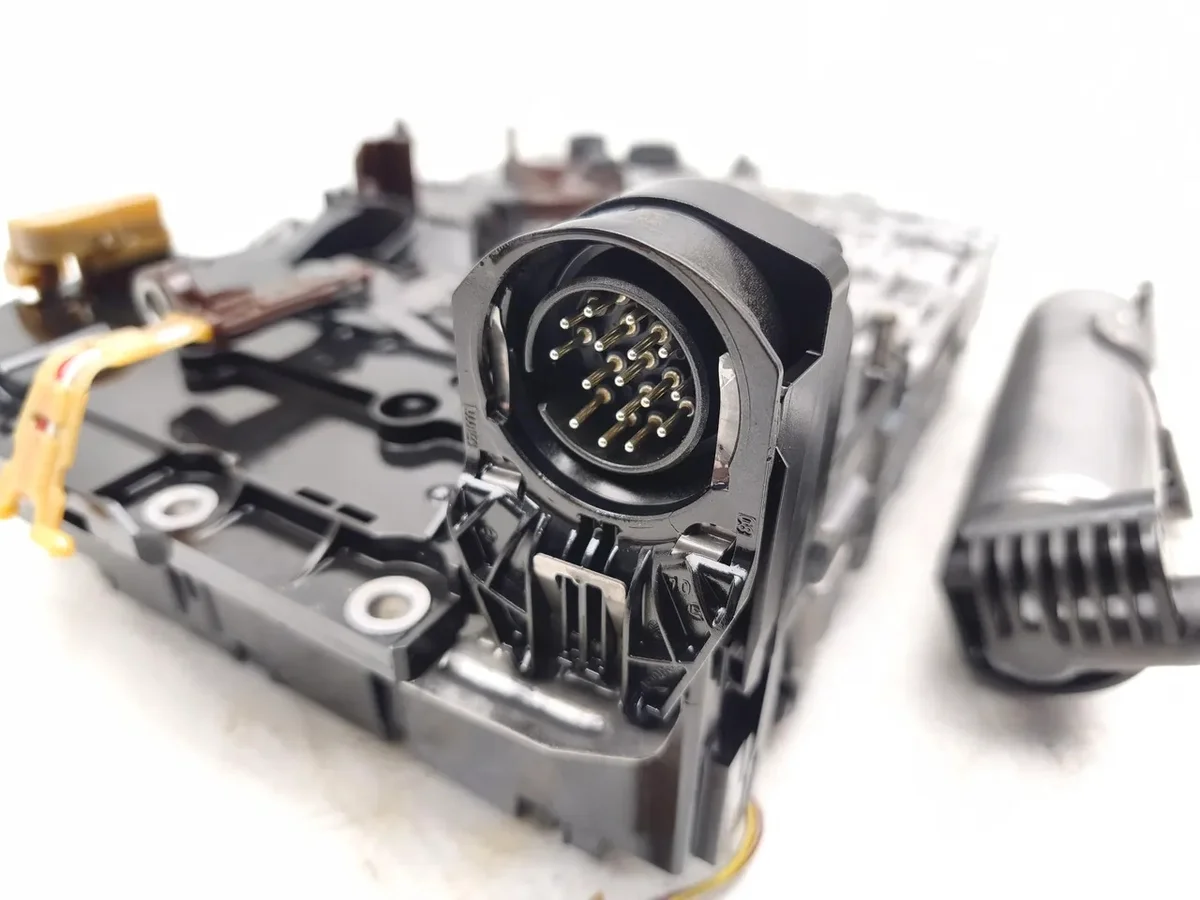 Regeleenheid versnellingsbak Jaguar XE 2.0 D 0260550076