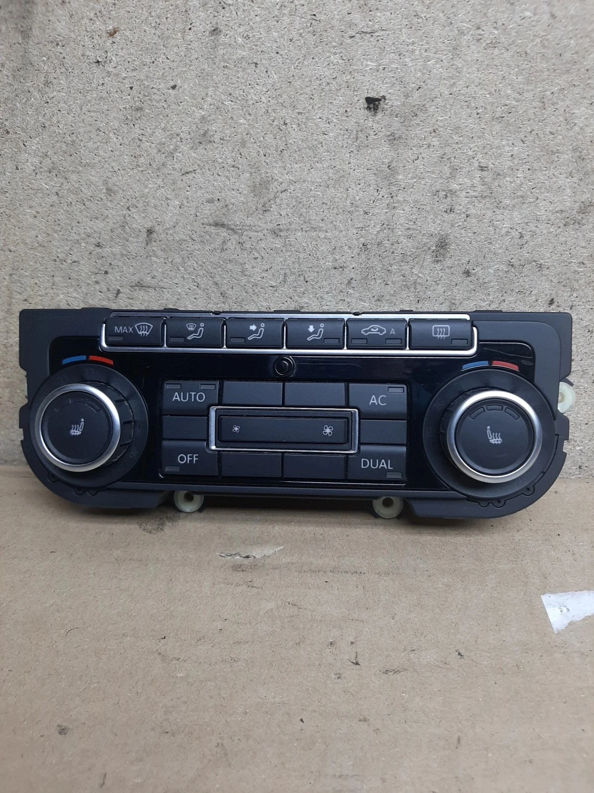 VW Passat CC Climate Control Panel 5K0907044AK 7123407