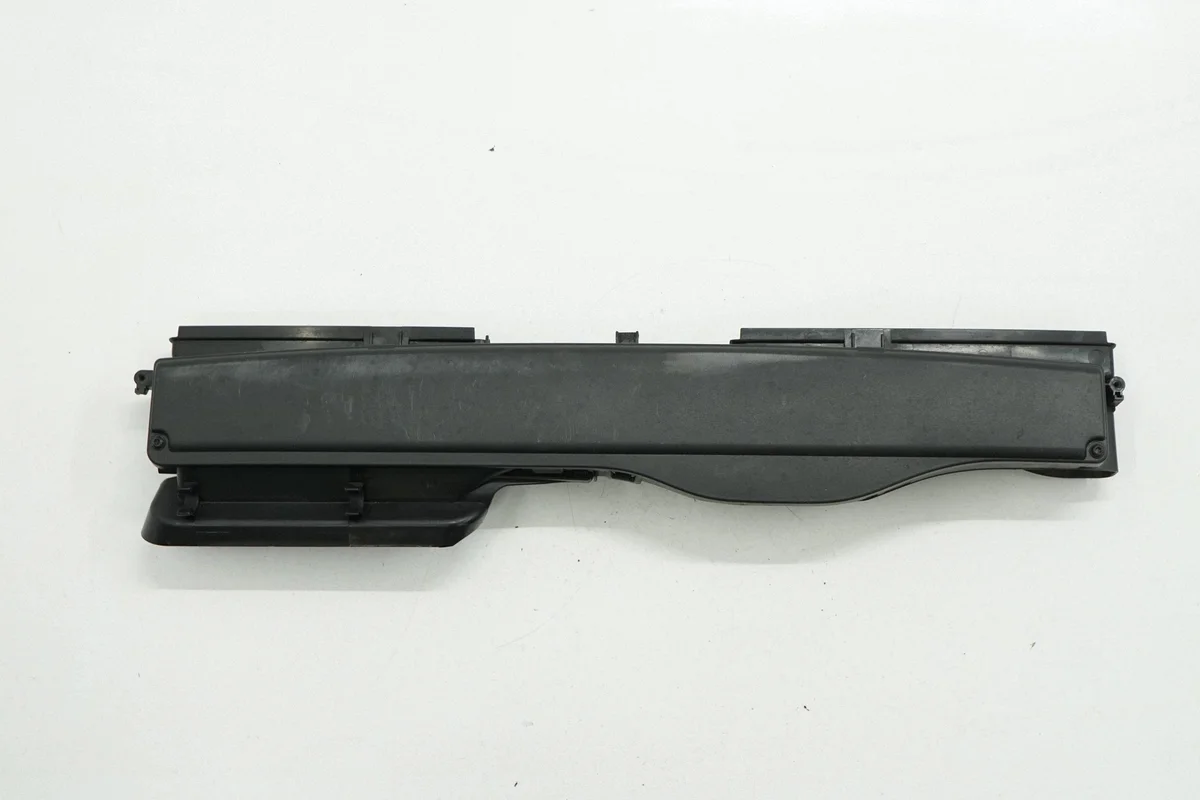 Ilmanottoaukko Audi A3 8V 5Q0129254BACR