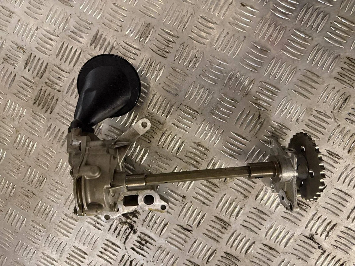 Oil Pump Porsche Panamera 06E115105