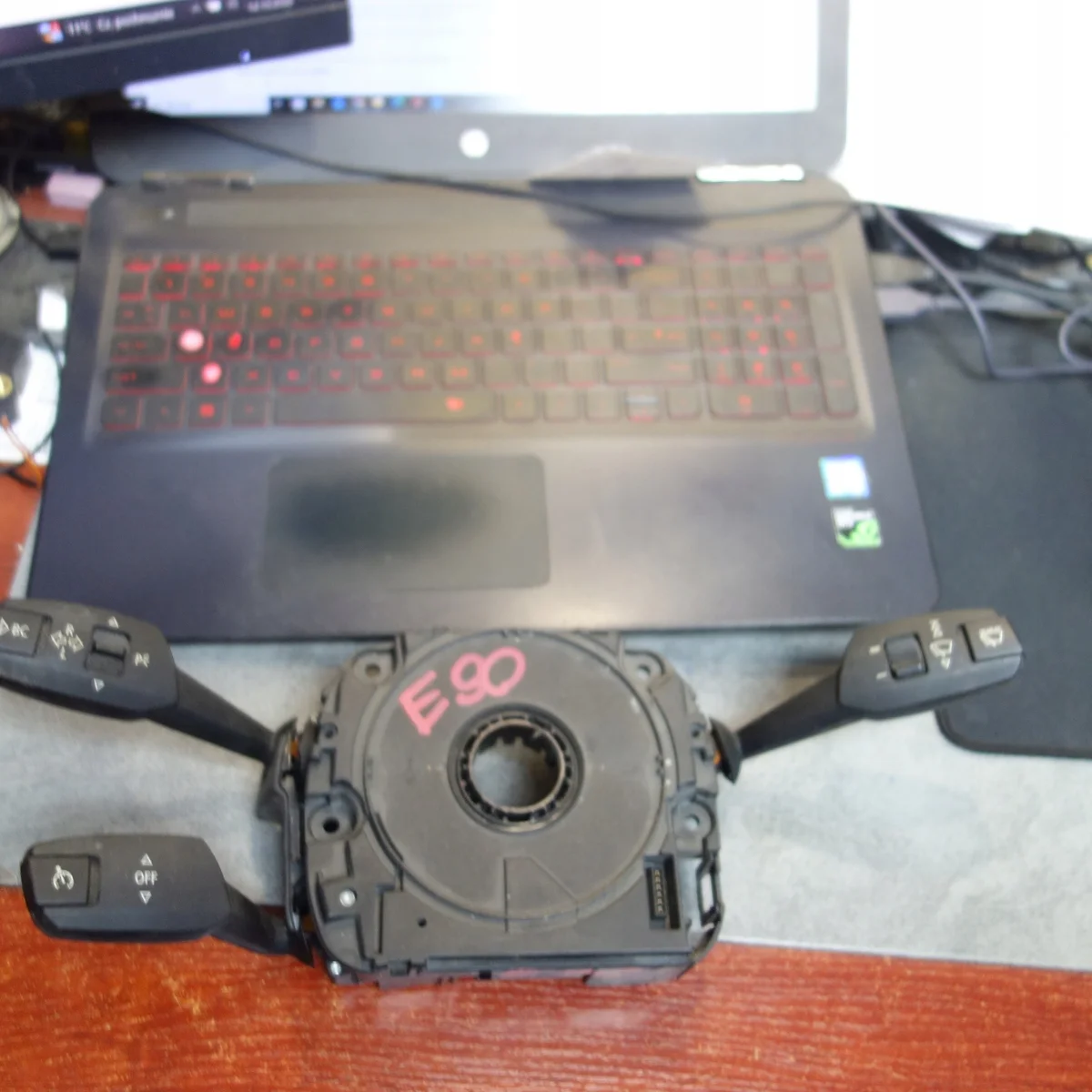 Commodo régulateur de vitesse BMW E90 E92 9123041
