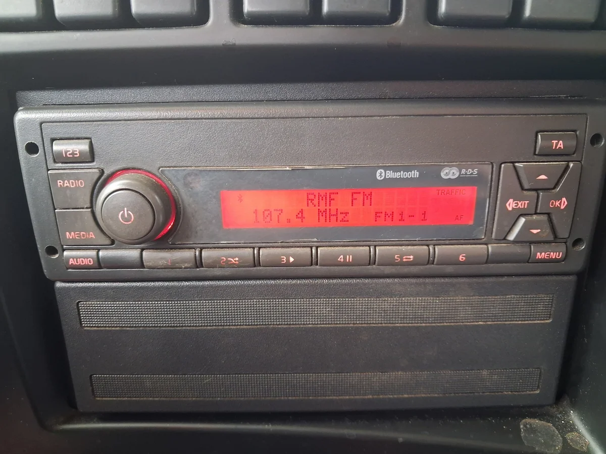 Radio AUX USB Renault Midlum GAMA D 22876778