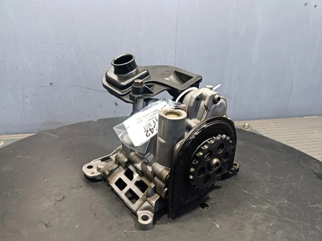 Ölpumpe BMW X3 3.0D N57 7823009