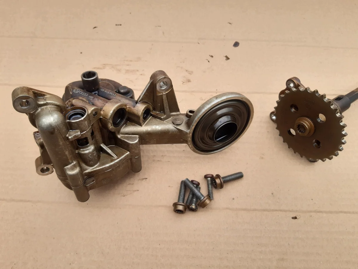 Ölpumpe Audi A6 C6 3.0 TFSI 06E115105AD image 7