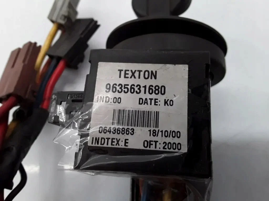 Ignition Switch Citroen Xantia 9635631680 2000 image 6