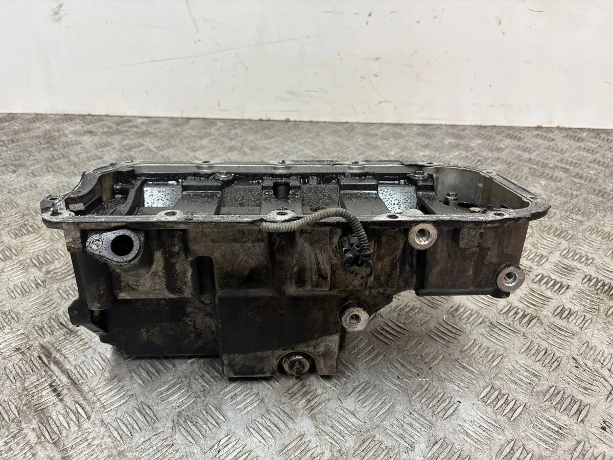 Ölwannee Opel Astra Insignia 2.0 CDTI 55575128