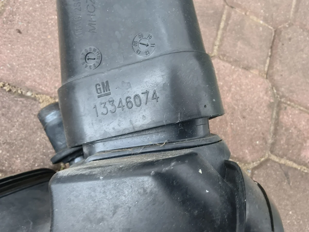 Luftfilterkasten Opel Astra IV 1.4 Turbo 13337770 image 4