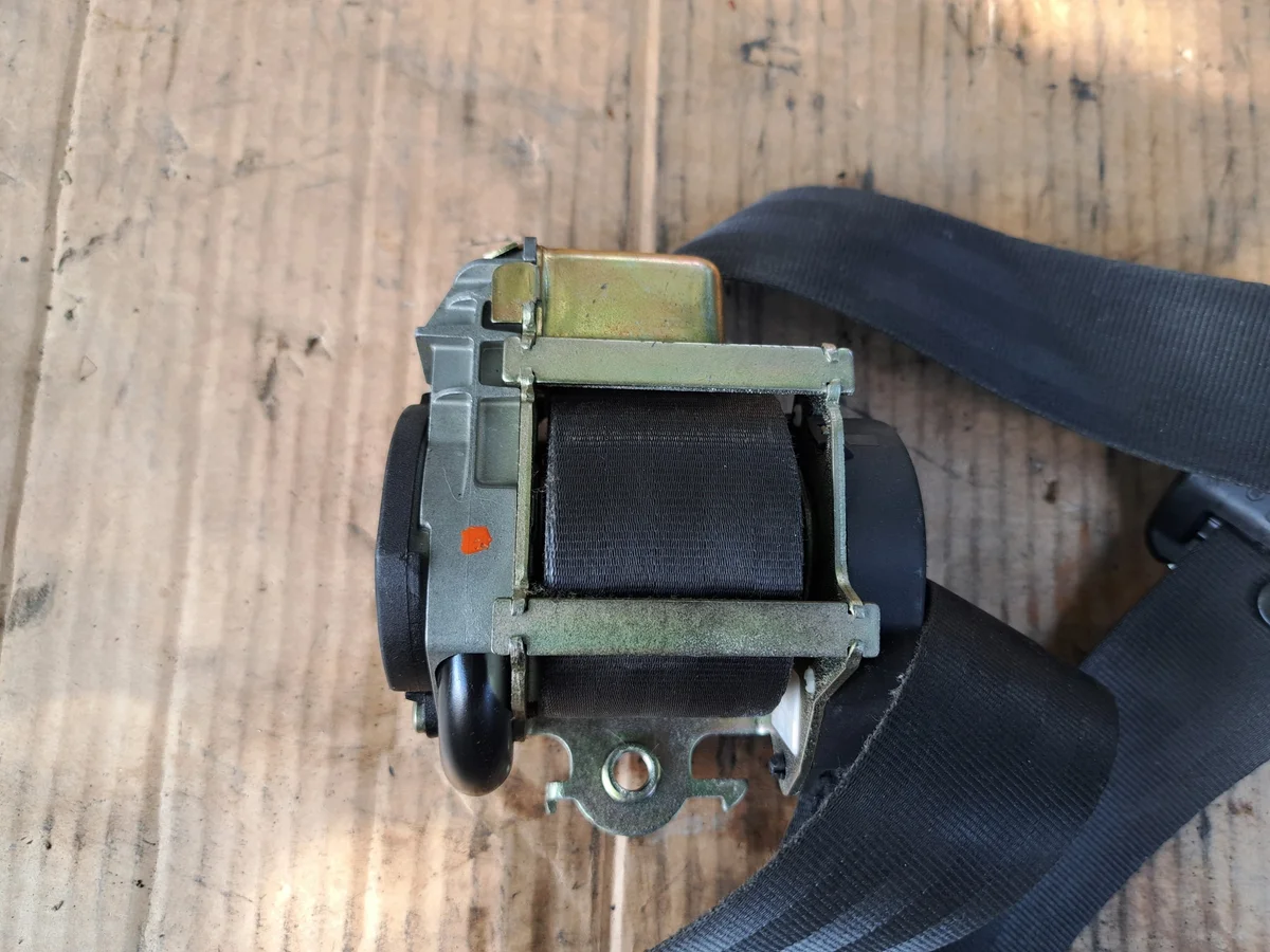 Ceinture de sécurité droite avant Peugeot 407 96439574XX