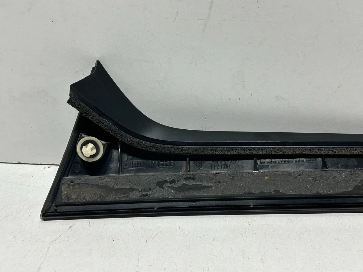 Audi Q5 FY Spoiler höger bak 80A854872 image 5
