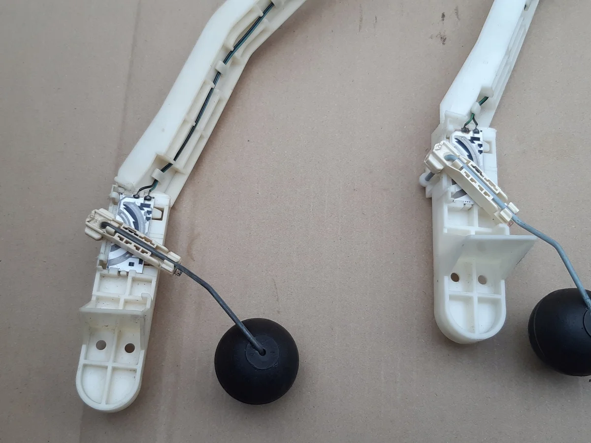 Brandstofpompsensor Audi A8 D2 4D0919051B thumbnail 1