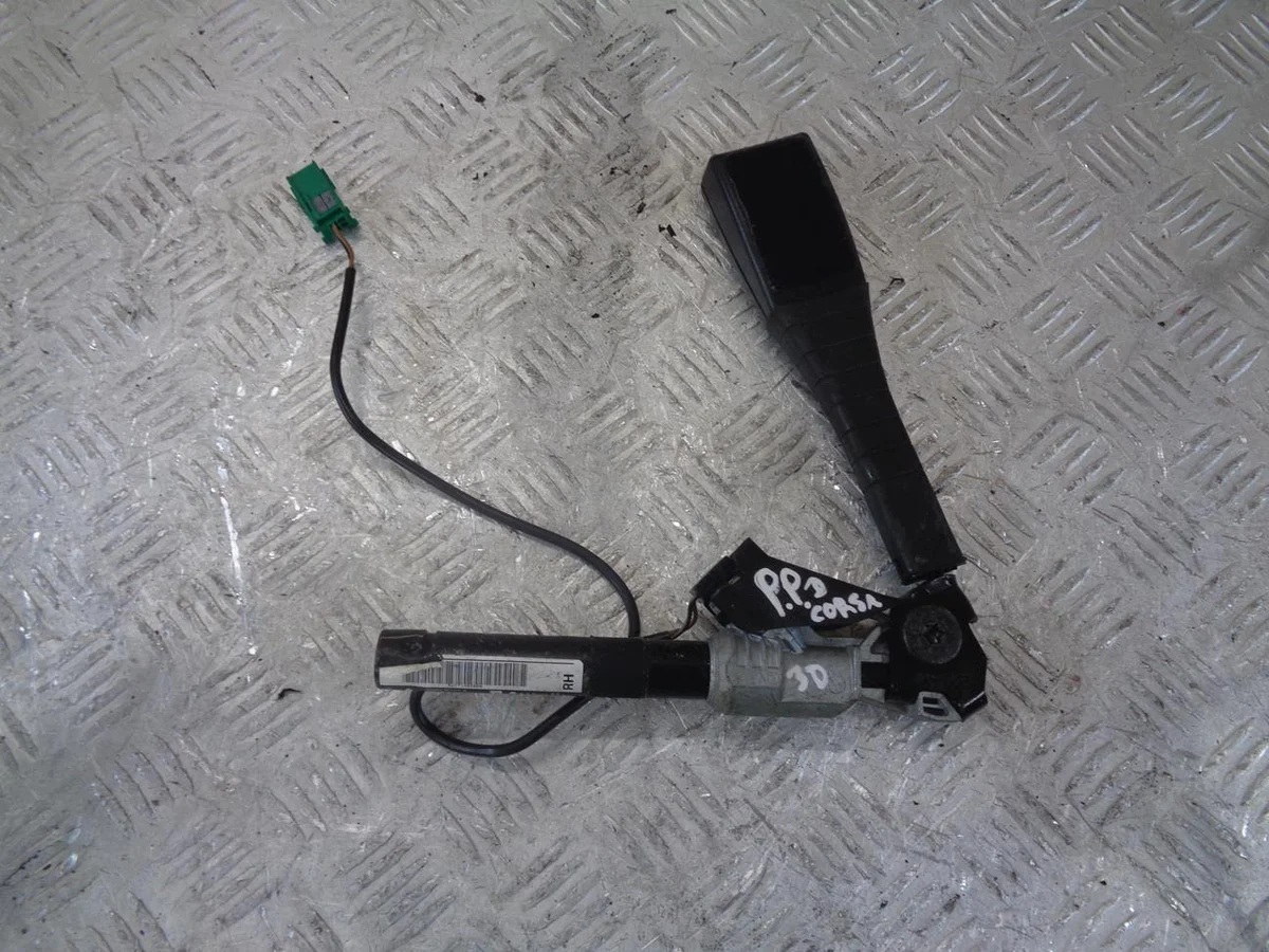 Turvavyön lukon pidike Opel Corsa D 13225285