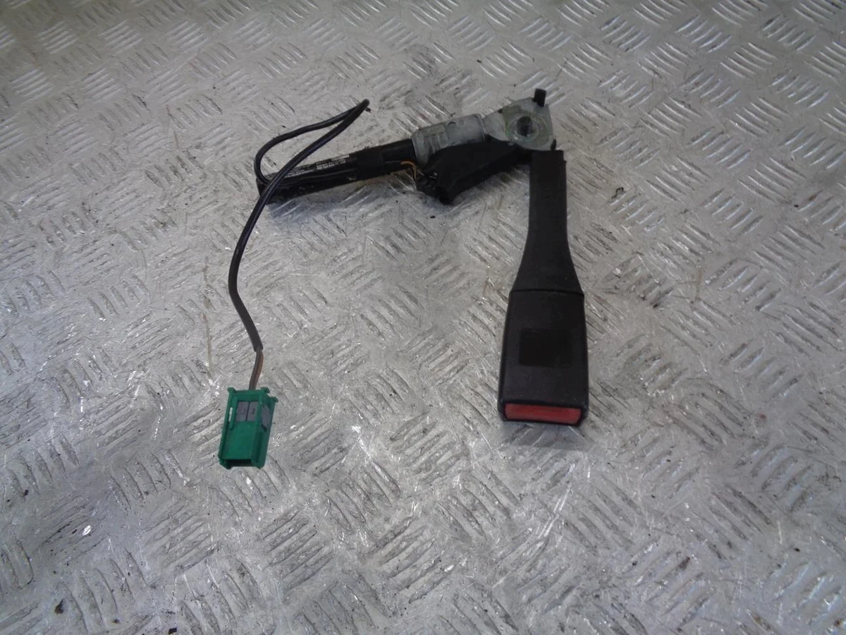 Turvavyön lukon pidike Opel Corsa D 13225285 image 3