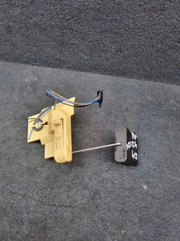 Fuel Level Sensor Audi A8 D4 S8 4H 3.0 TDI 4H0919673D