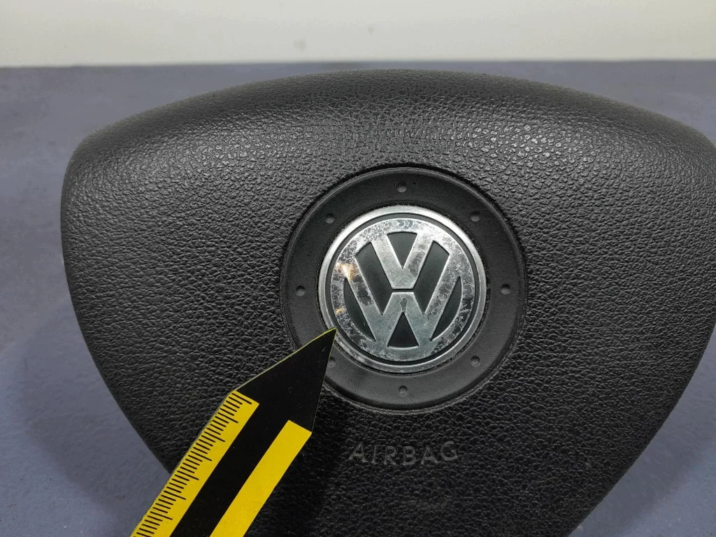 Ohjauspyörän turvatyyny VW Golf V 1K0880201DC