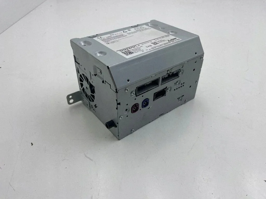 Radio navigointi Volvo XC40/XC60 II P32141973 image 3