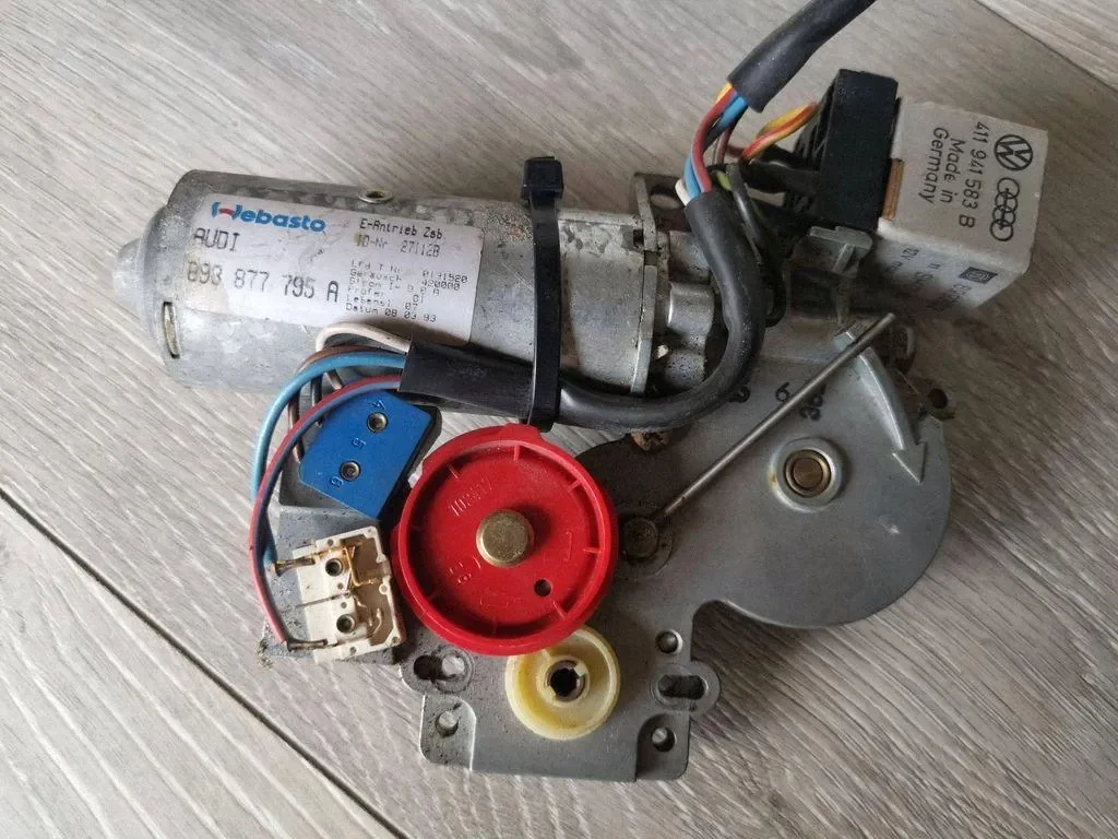 Audi 80 S2 Motor Teto Solar 0390201681