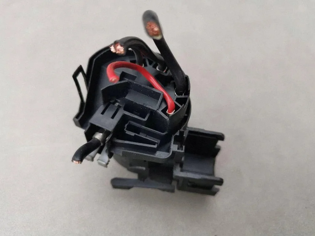 Opel Astra G Ignition Switch 90589314 image 3