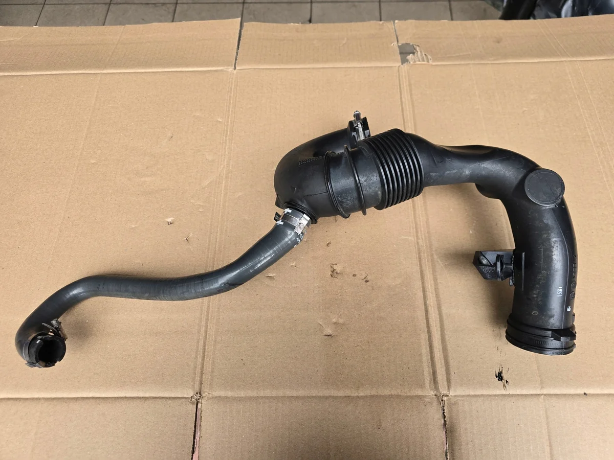 Tubo Filtro Aire Jaguar XJ X351 3.0D 9X23-9690-AE