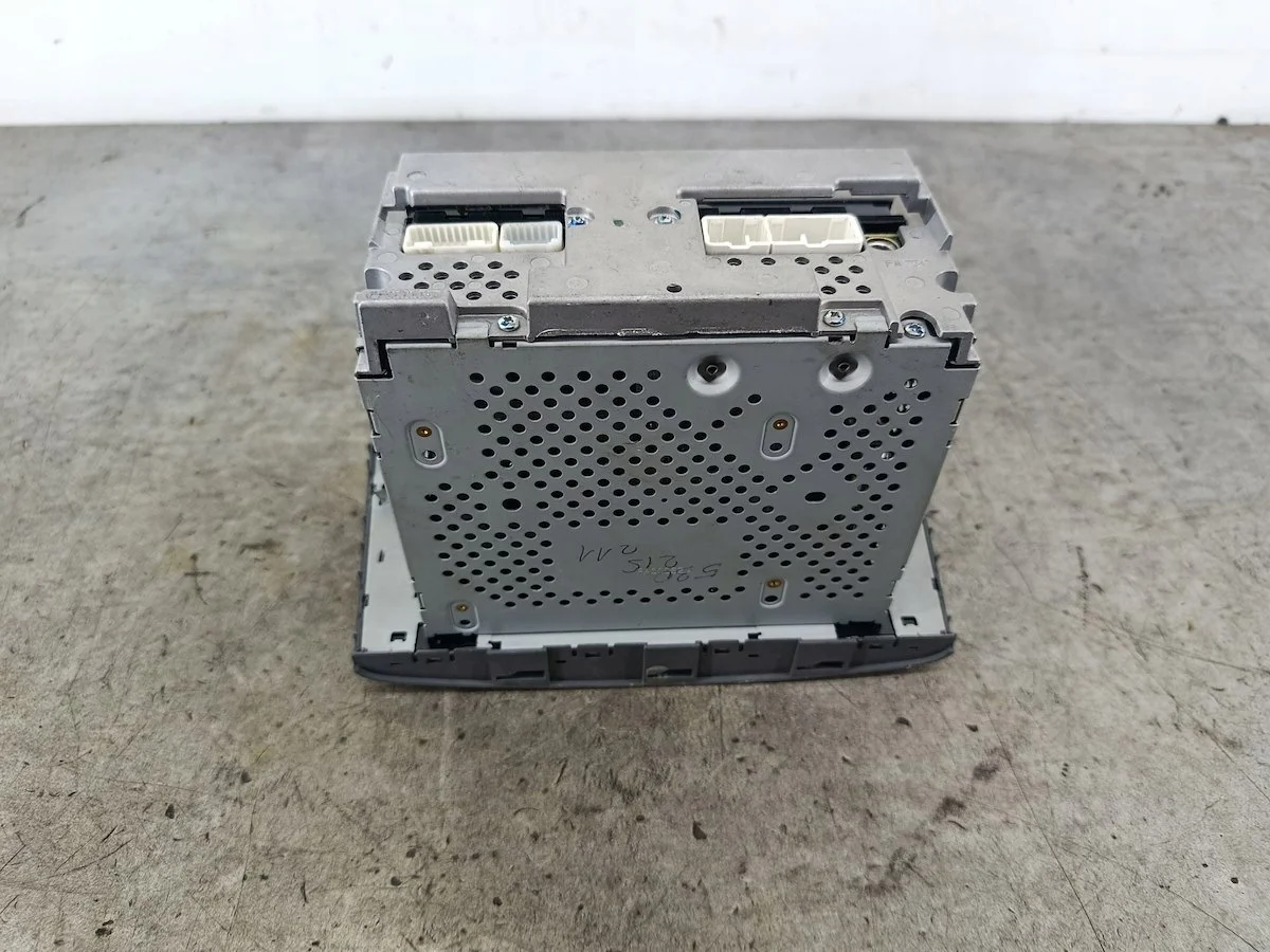 Radio Toyota Avensis II T25 86120-05081